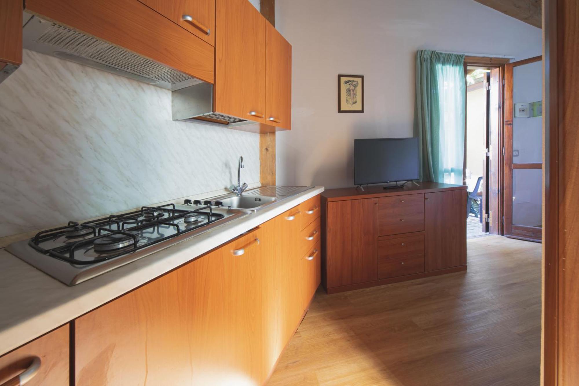 Heliopolis Camping & Village Пинето Экстерьер фото